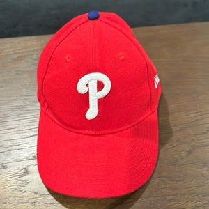 New era youth Phillies hat